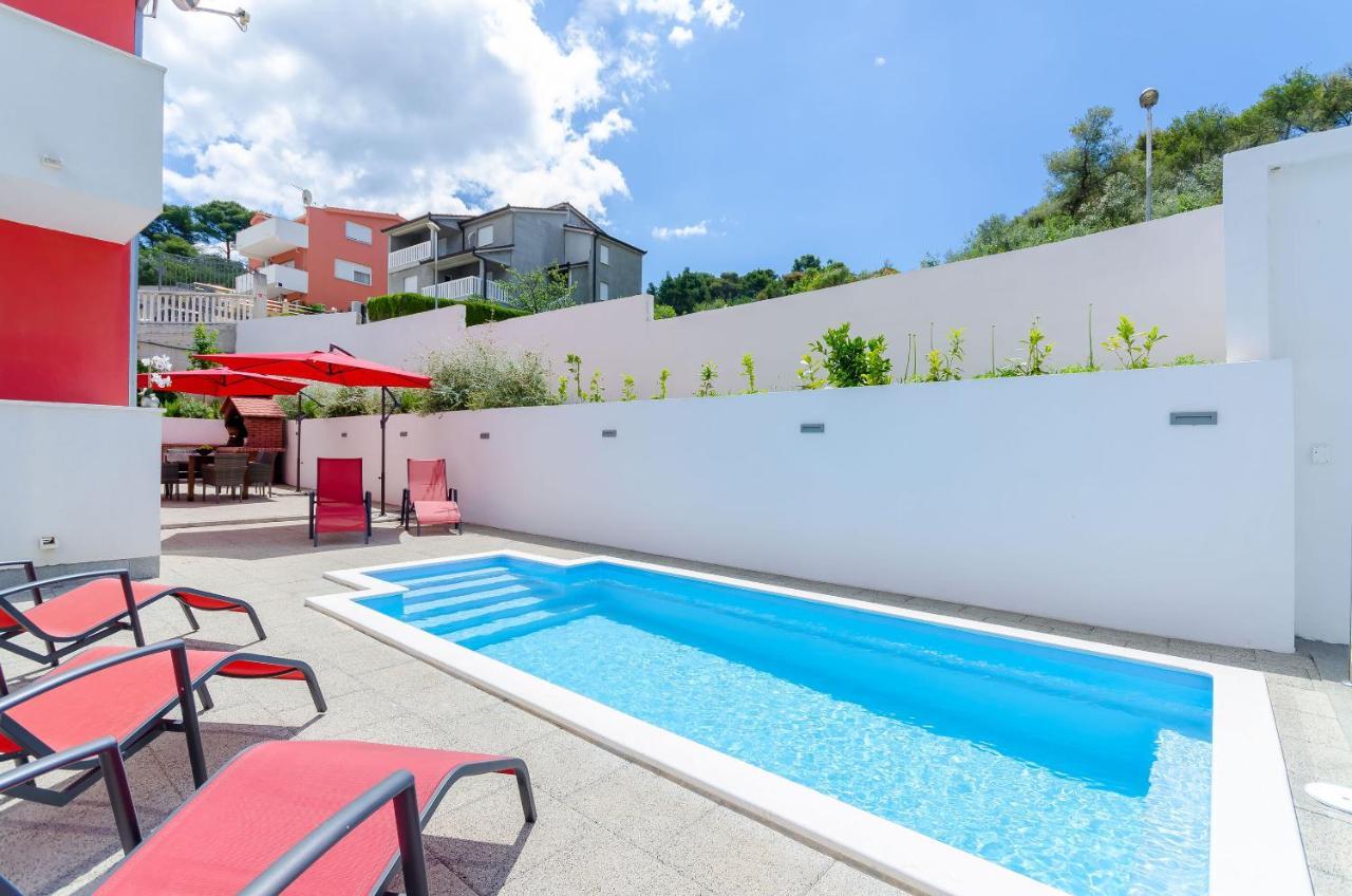 טרוגיר Apartments City View מראה חיצוני תמונה