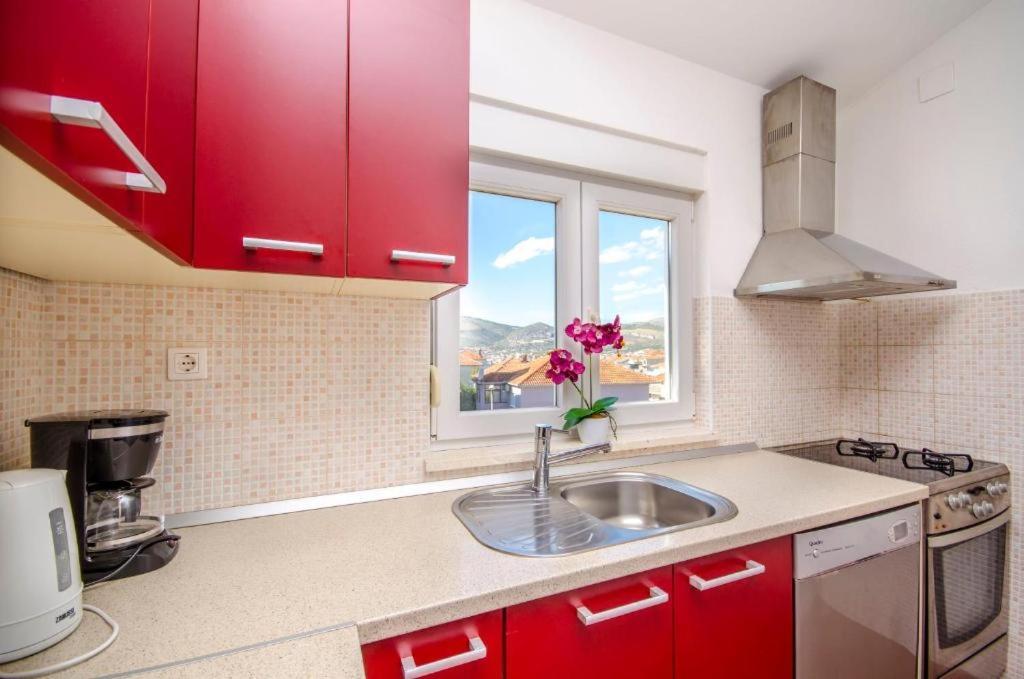 טרוגיר Apartments City View מראה חיצוני תמונה