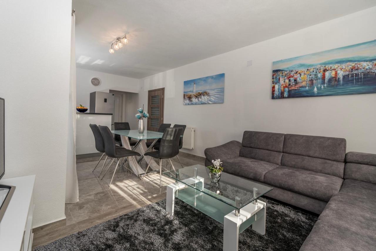 טרוגיר Apartments City View מראה חיצוני תמונה