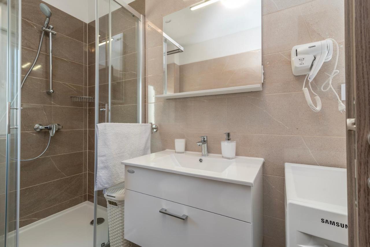 טרוגיר Apartments City View מראה חיצוני תמונה